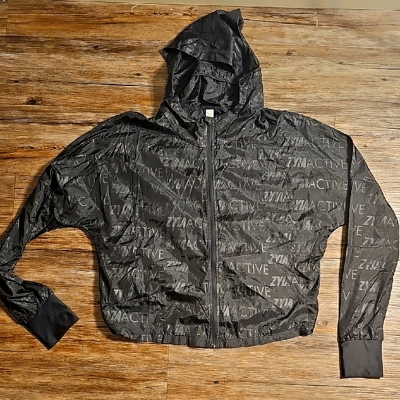 Active USA Jackets & Blazers - Womens Zyia Active USA Black Women's Lightweight Windbreaker Large